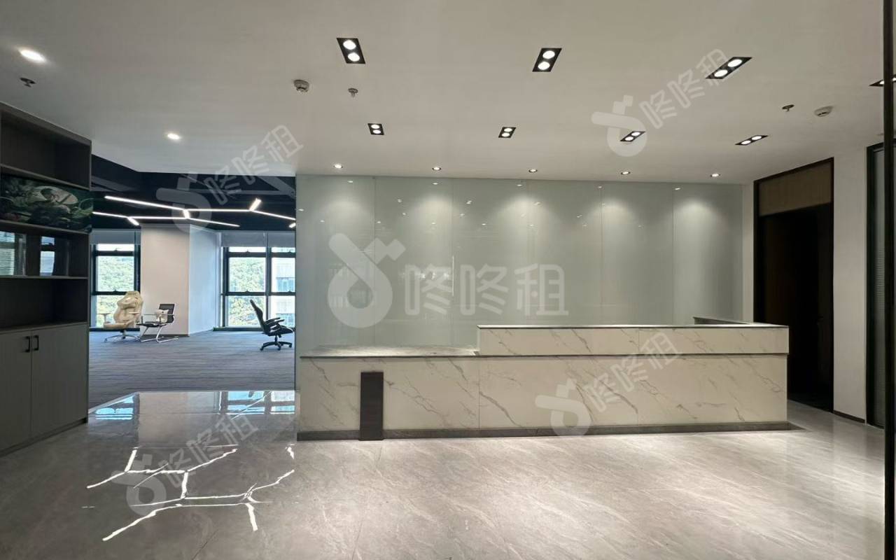 阳基九方广场_552平_精装_前台