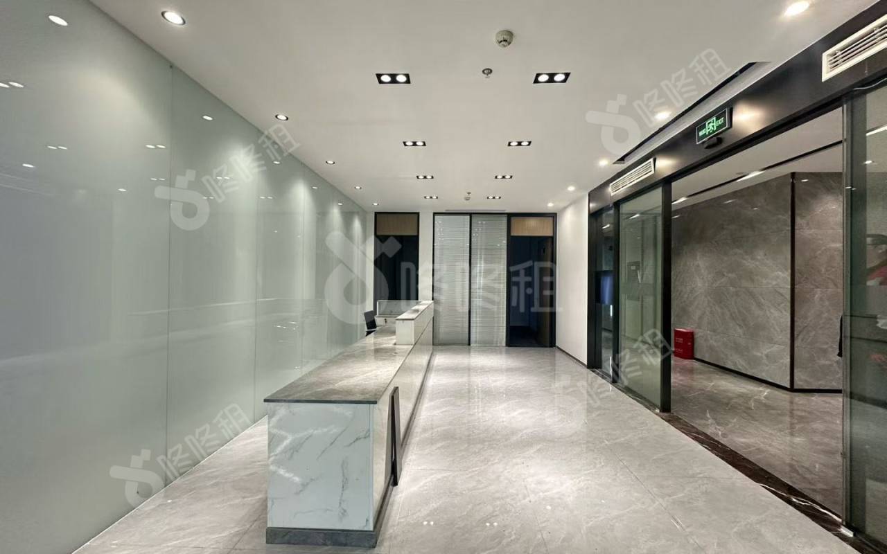 阳基九方广场_552平_精装_前台