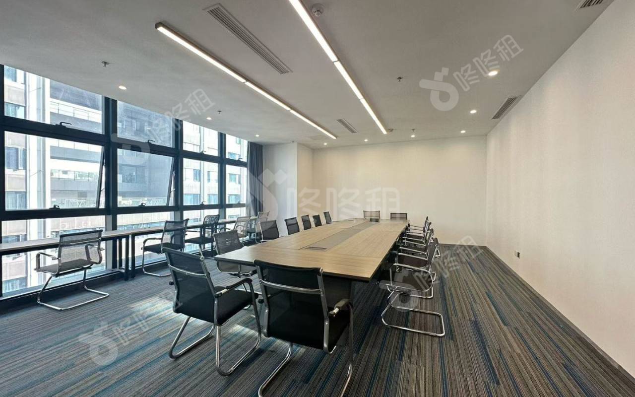 阳基九方广场_552平_精装_办公室隔间