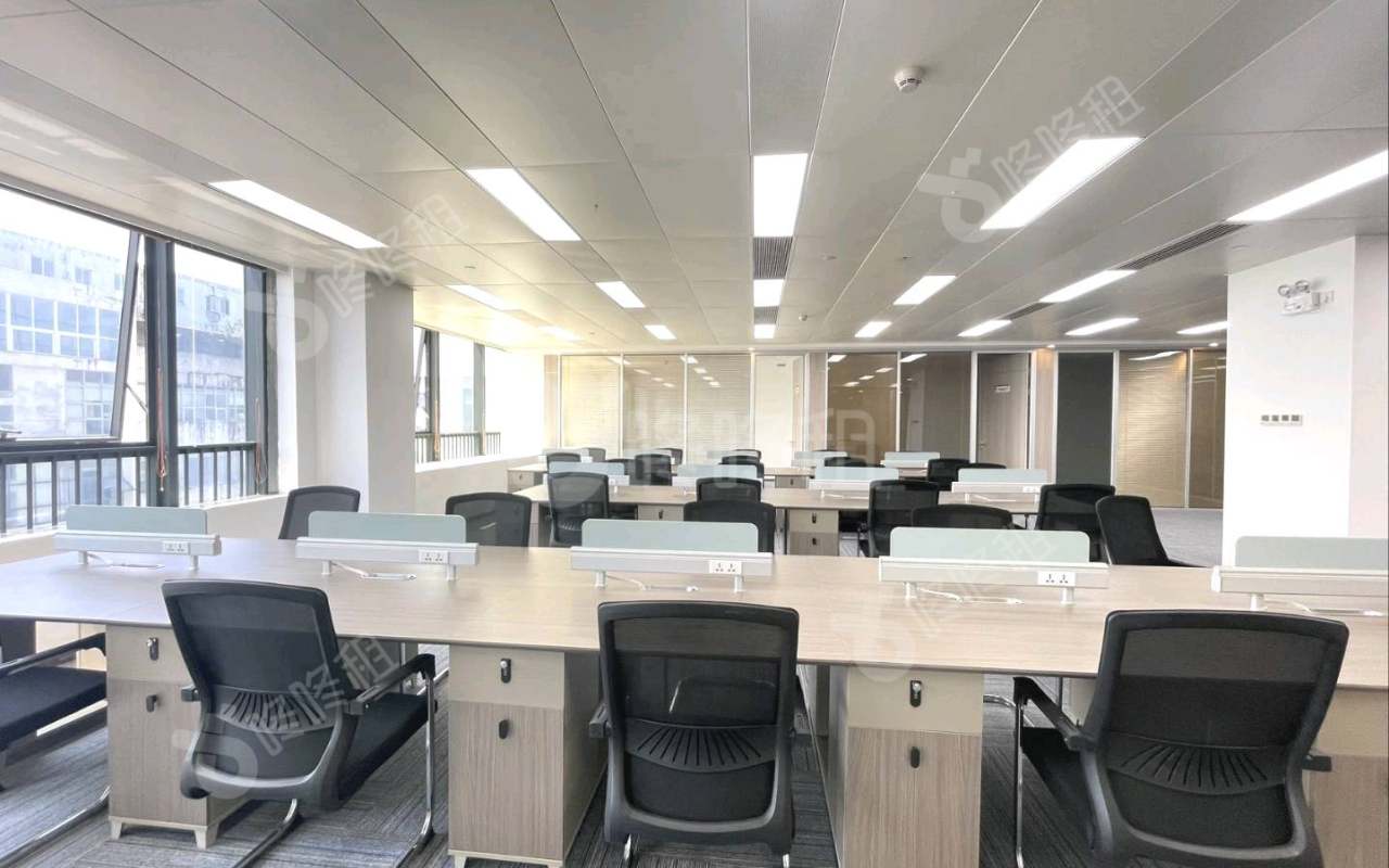 源政创业大厦_680平_精装_办公室开间