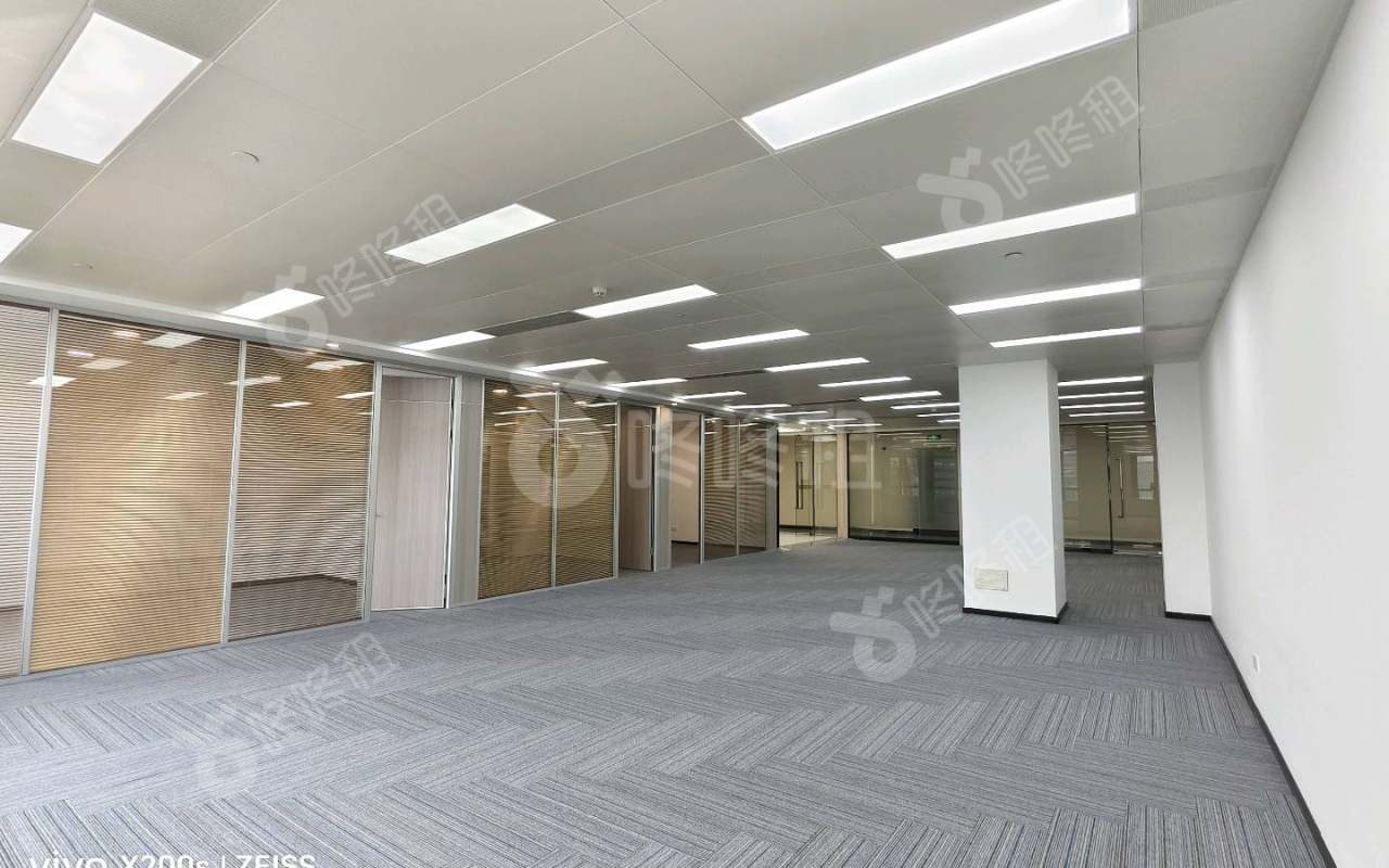 源政创业大厦_398平_精装_办公室开间