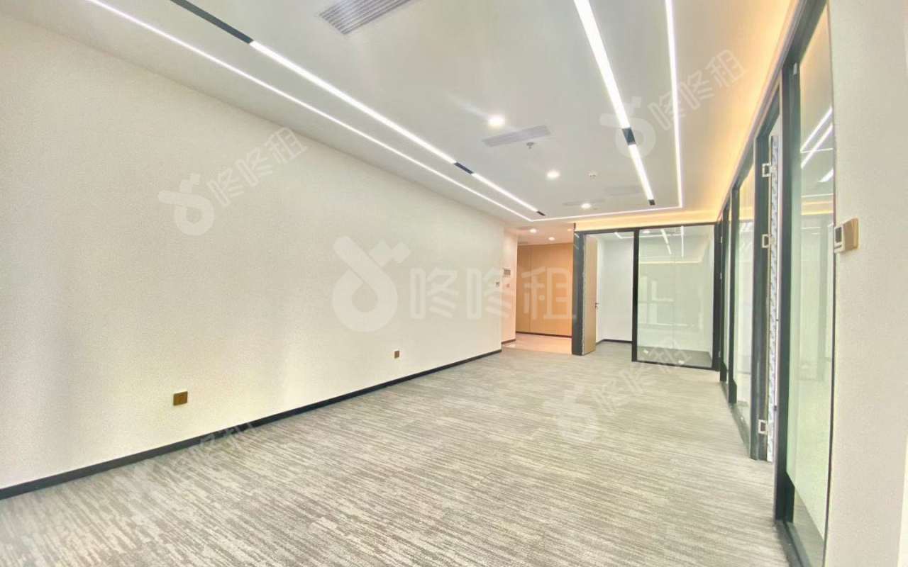 新华保险大厦_228平_精装_办公室开间