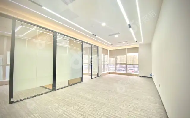 新华保险大厦_228平米_精装_办公室房源出租