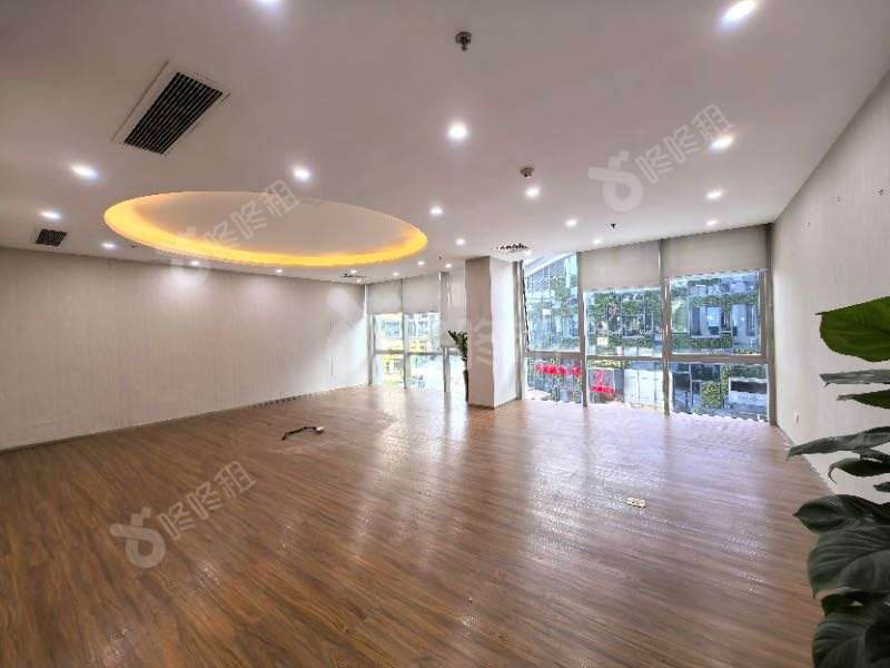 侨城坊_755平_精装_办公室开间