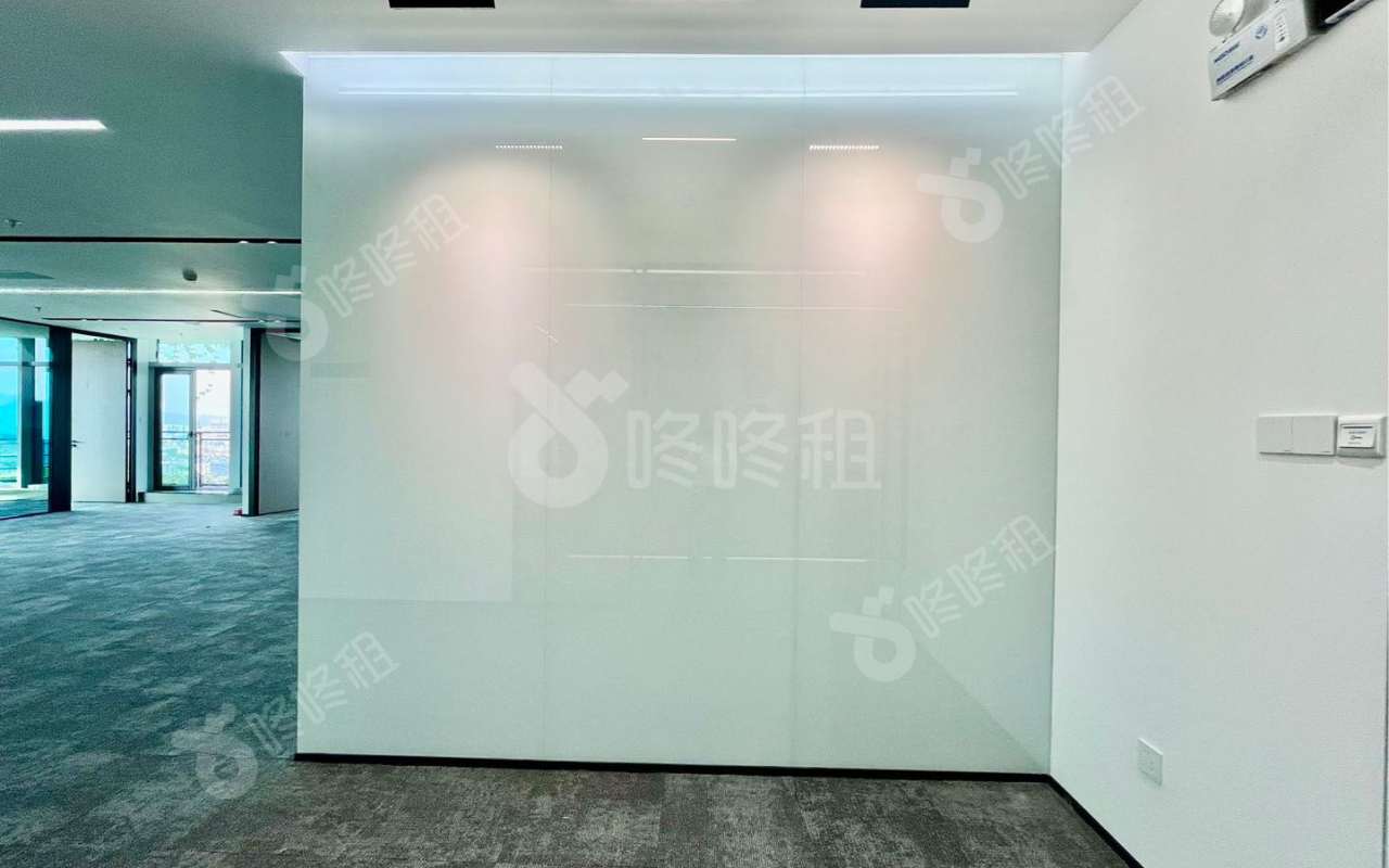 凤凰智谷(碧桂园凤凰国际智谷)_421平_精装_前台