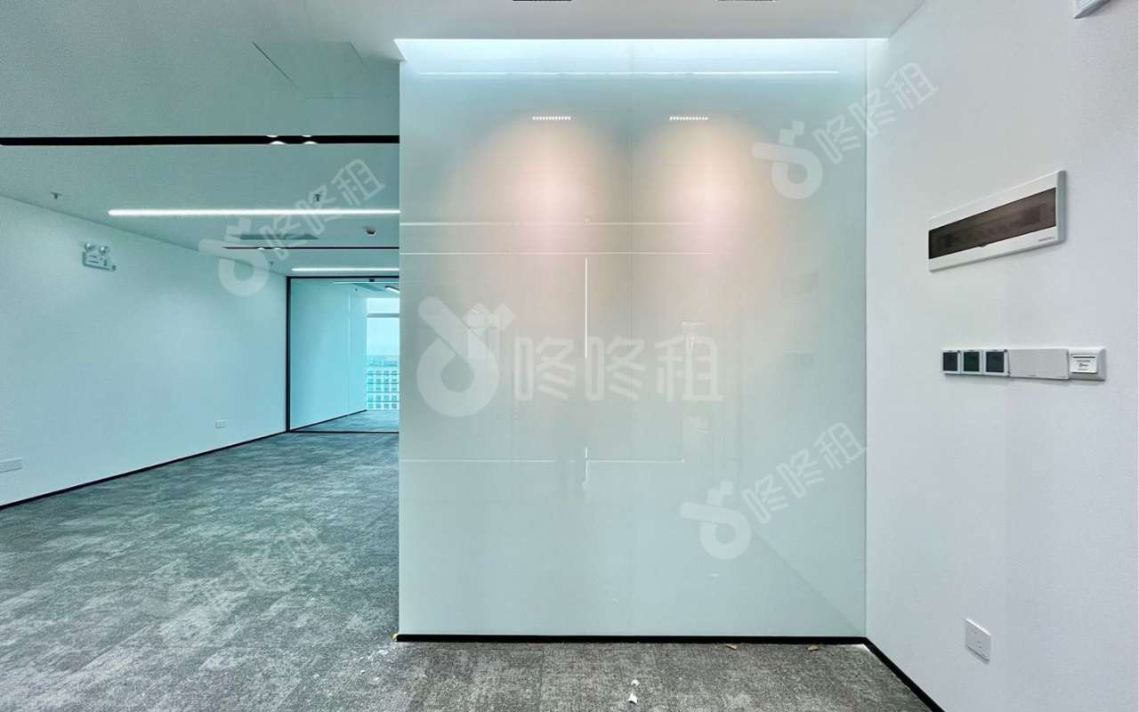 凤凰智谷(碧桂园凤凰国际智谷)_192平_精装_前台