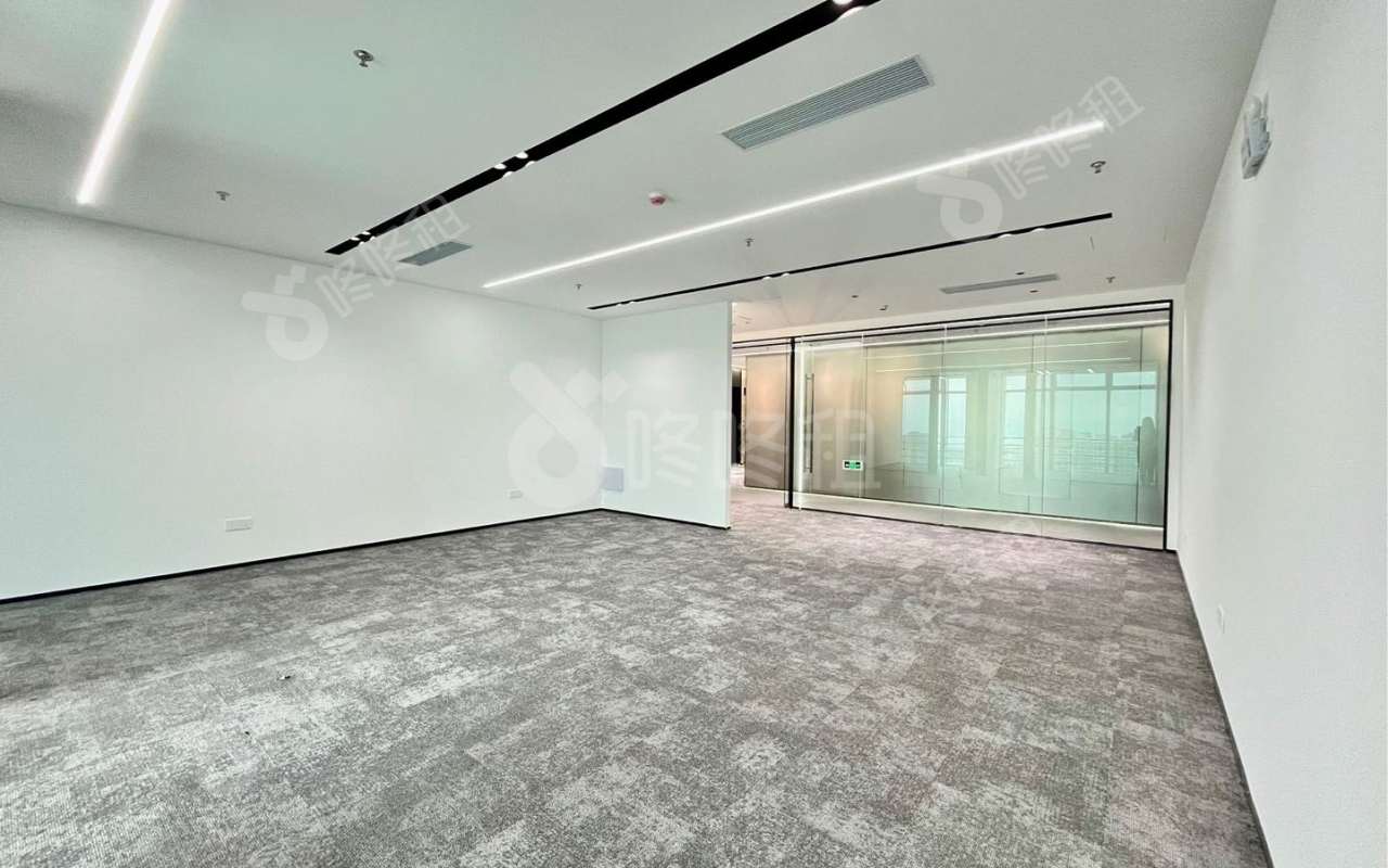 凤凰智谷(碧桂园凤凰国际智谷)_192平_精装_办公室开间