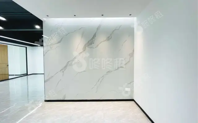 大运湾东中心_136平米_精装_办公室房源出租