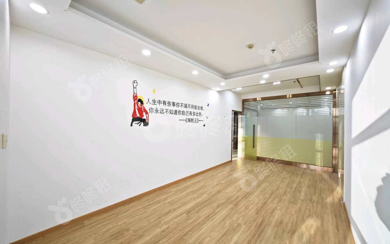 荣丰大厦_348平_精装_办公室隔间