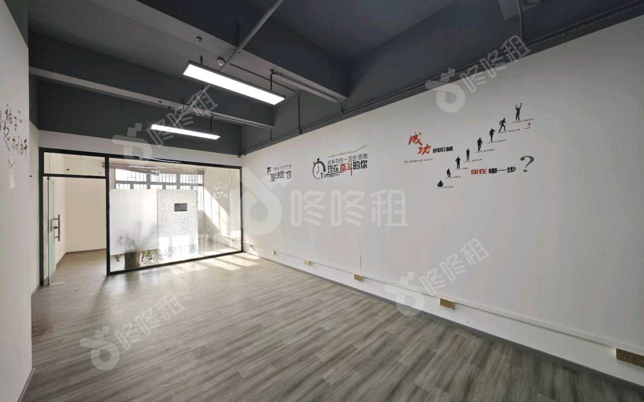荣丰智汇园(荣丰包装工业园)_122.36平_精装_办公室开间