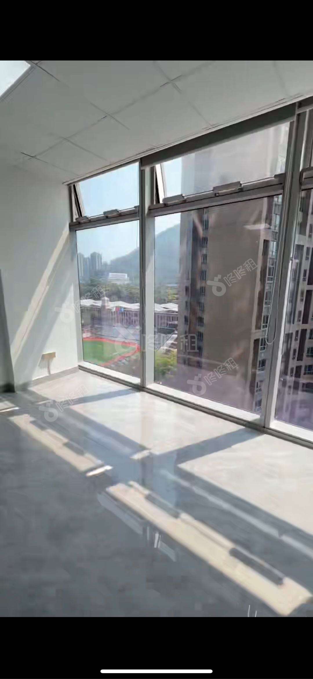 远洋滨海大厦_85平_精装_办公室隔间