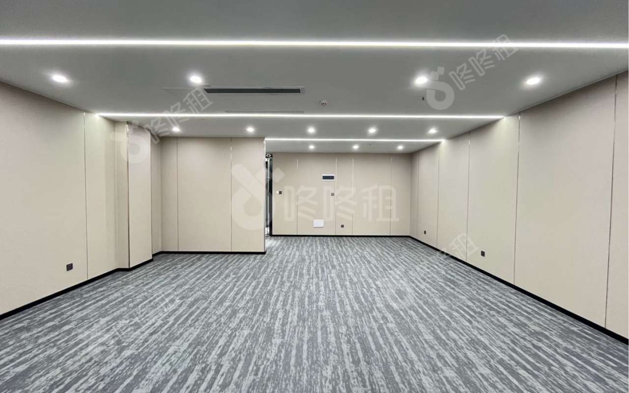 中粮商务公园_188平_豪装_办公室开间