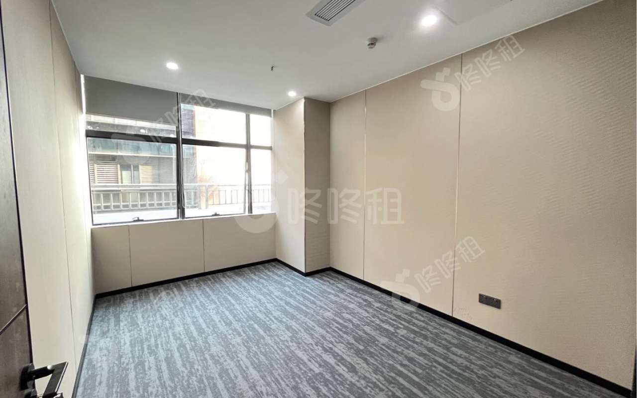 中粮商务公园_188平_豪装_办公室隔间