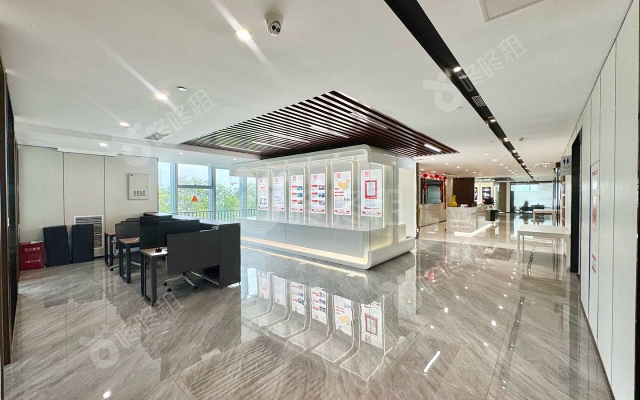 酷派大厦_1500平_精装_办公室开间