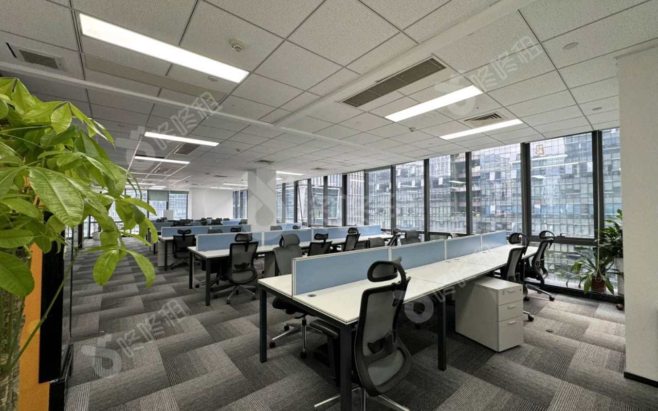 科兴科学园_332平_精装_办公室开间