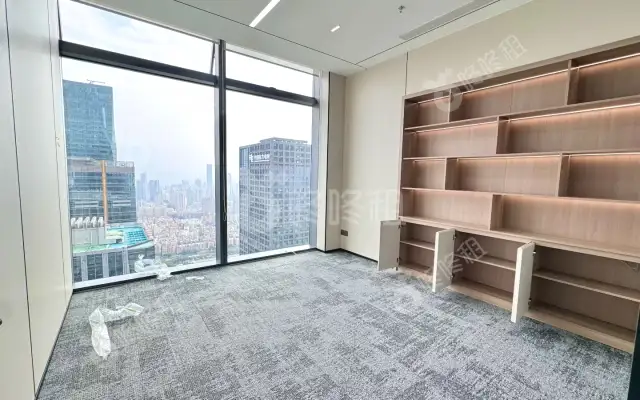皇庭中心_486平_精装_办公室房源出租