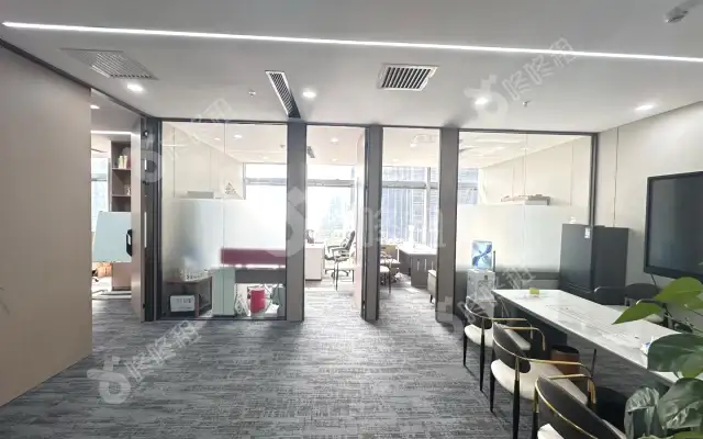 皇庭中心_349平_精装_办公室房源出租