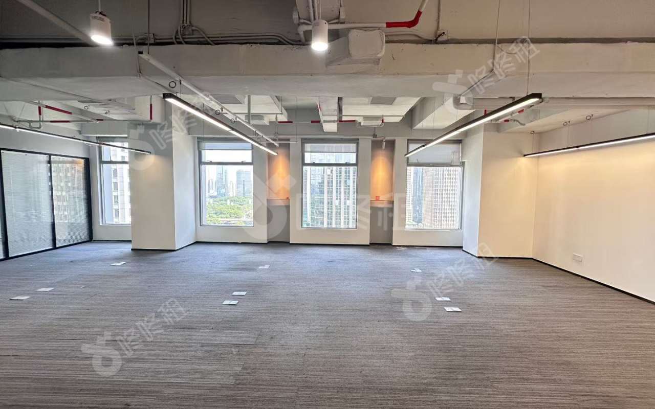 卓越大厦_399平_精装_办公室开间
