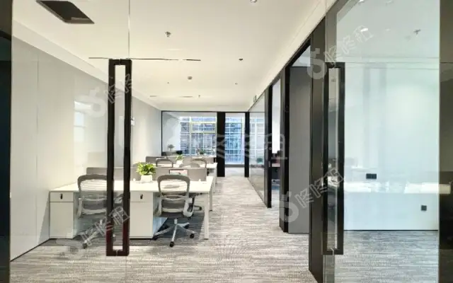 天利中央广场_183m²_精装_办公室房源出租