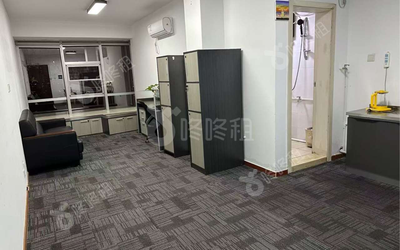 求是大厦_40平_精装_办公室开间