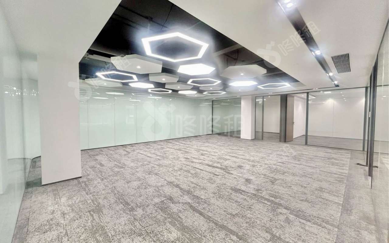 岭南大厦_225平_精装_办公室开间