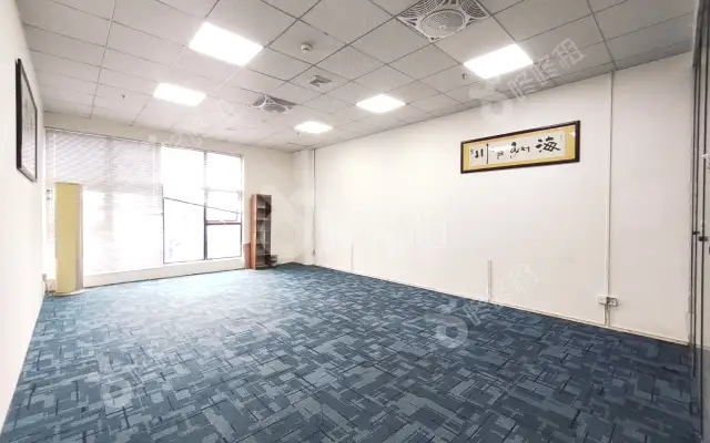 智创矩阵双创园_118平_豪装_办公室房源出租