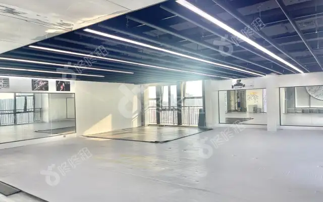 比克科技大厦_241平_豪装_办公室房源出租