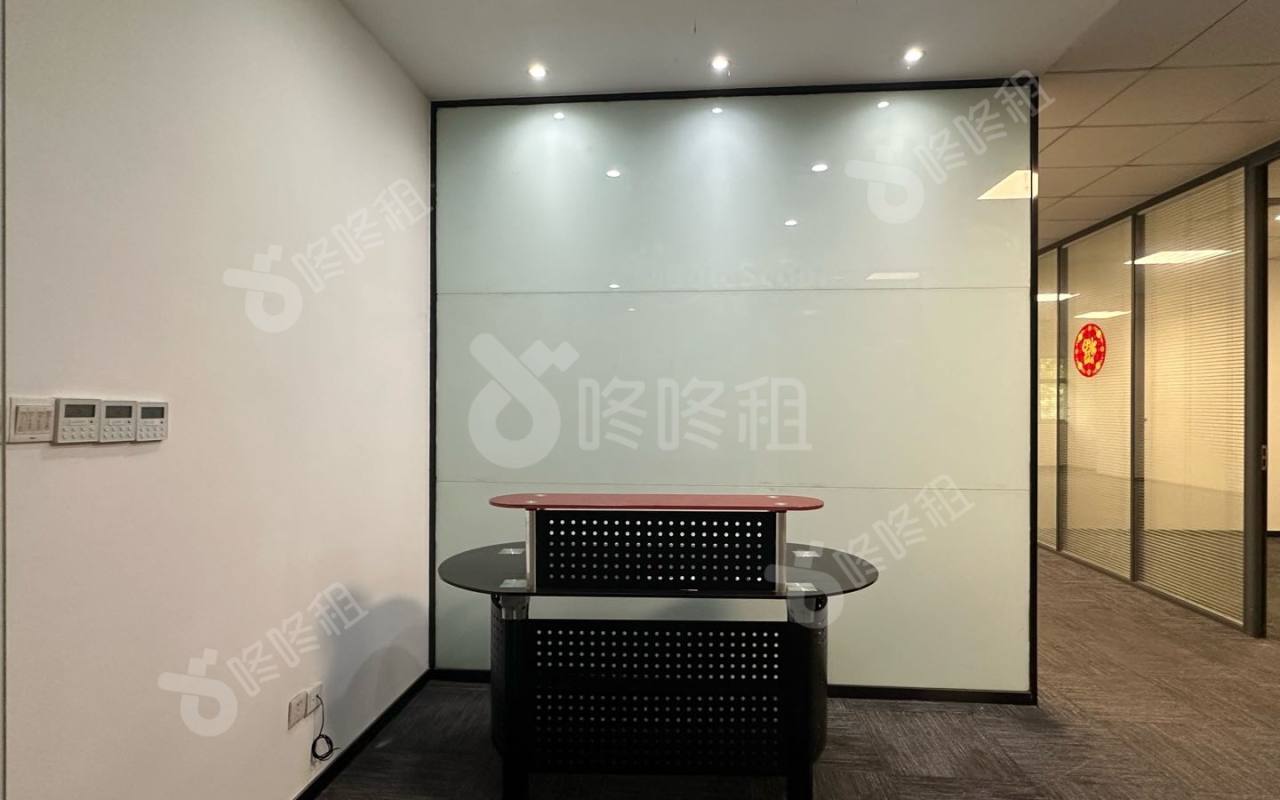超力通大厦(凤凰城大厦)_185平_精装_前台