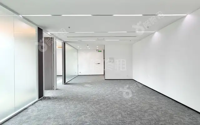 绿景美景广场_212平_豪装_办公室房源出租