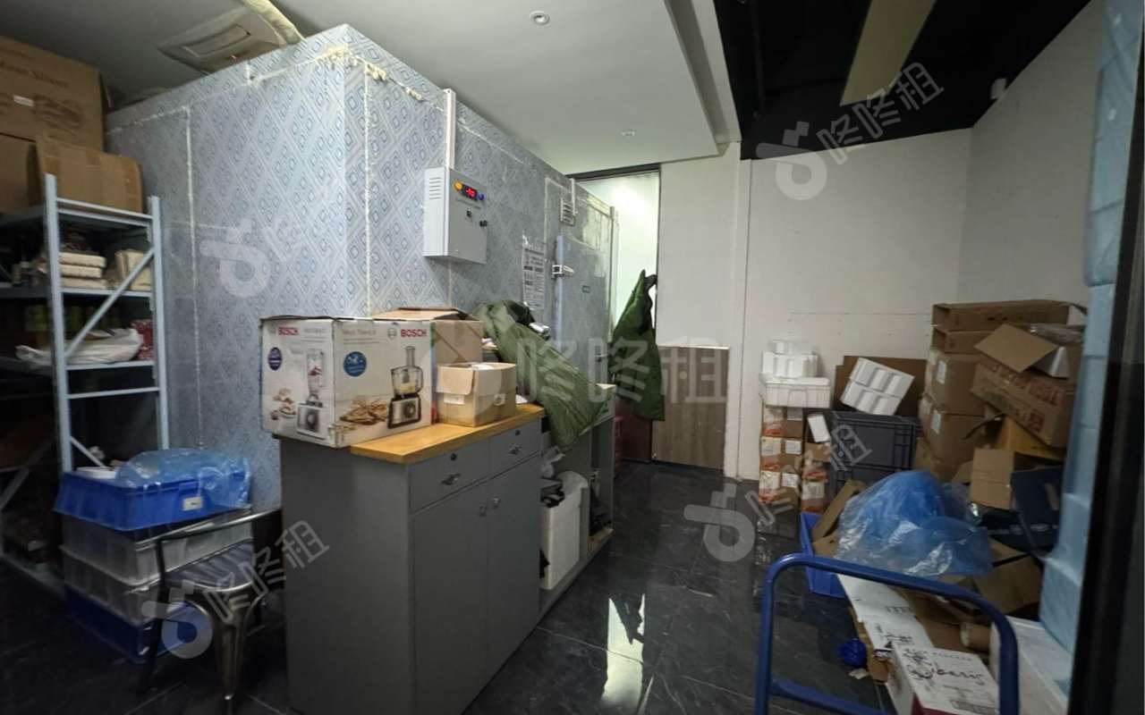 南科创启城_220平_精装_办公室隔间