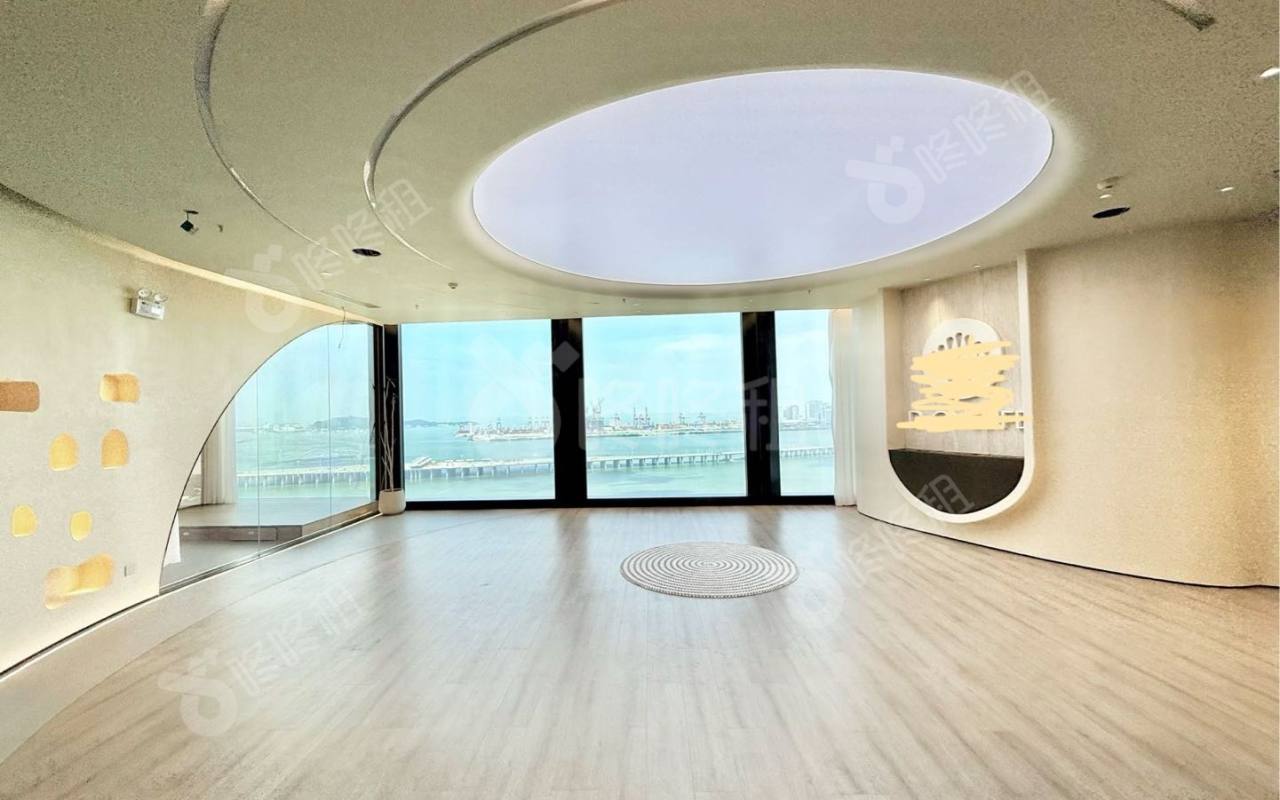 恒裕前海金融中心_250平_精装_办公室开间