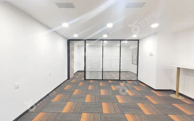 江苏大厦_108m²_精装_办公室房源出租