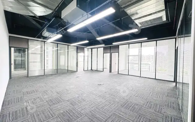 立润富达广场_281m²_精装_办公室房源出租