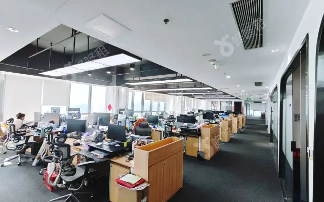 长富金茂大厦CFC_2166m²_精装_办公室房源出租