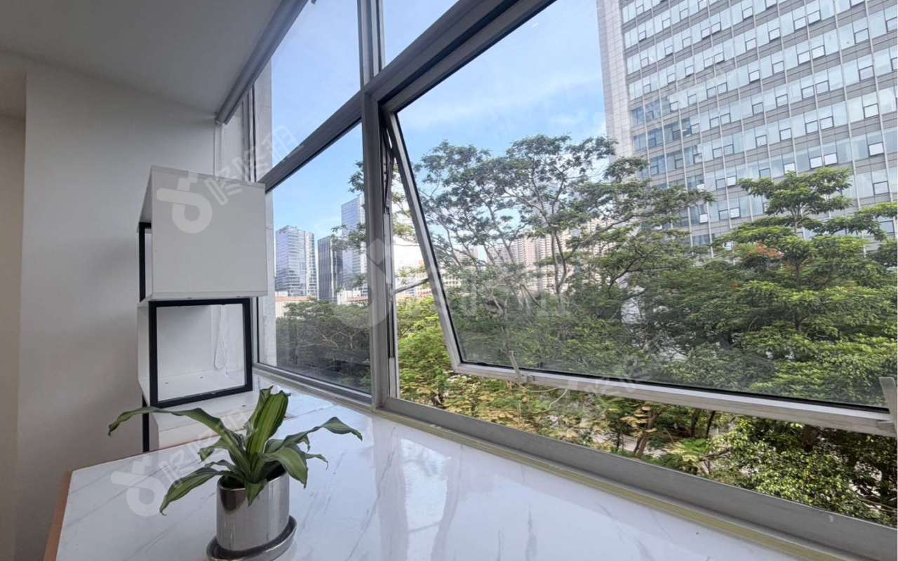 深圳软件园_228平_精装_办公室隔间