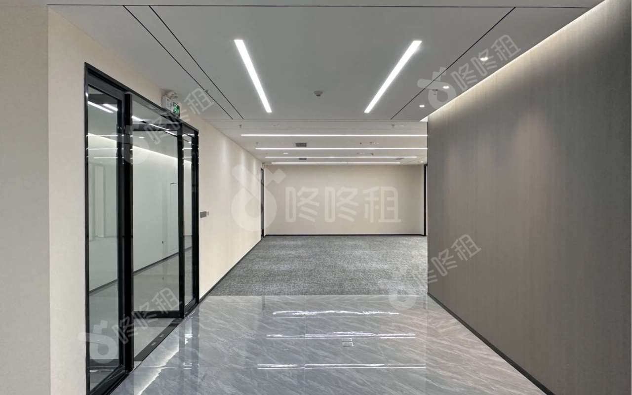 讯美科技广场_563平_精装_办公室开间