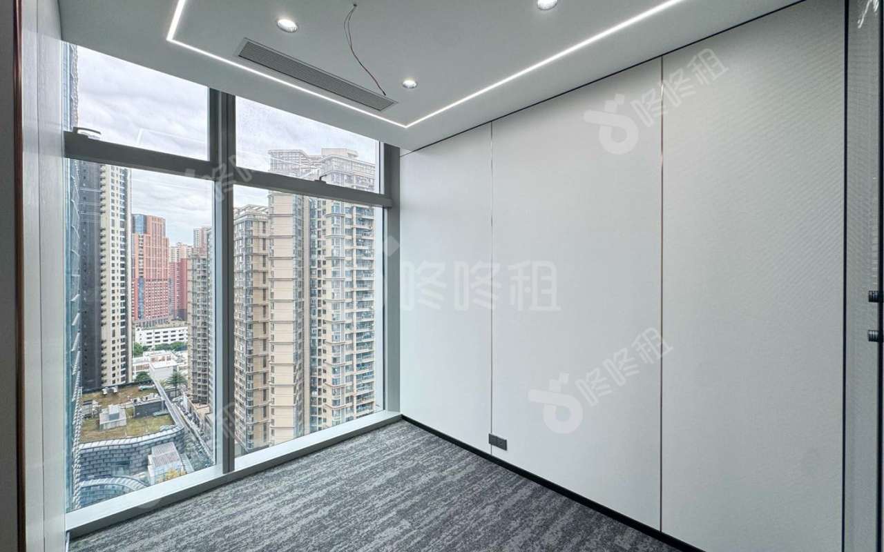 玺玥大厦_213平_精装_办公室隔间
