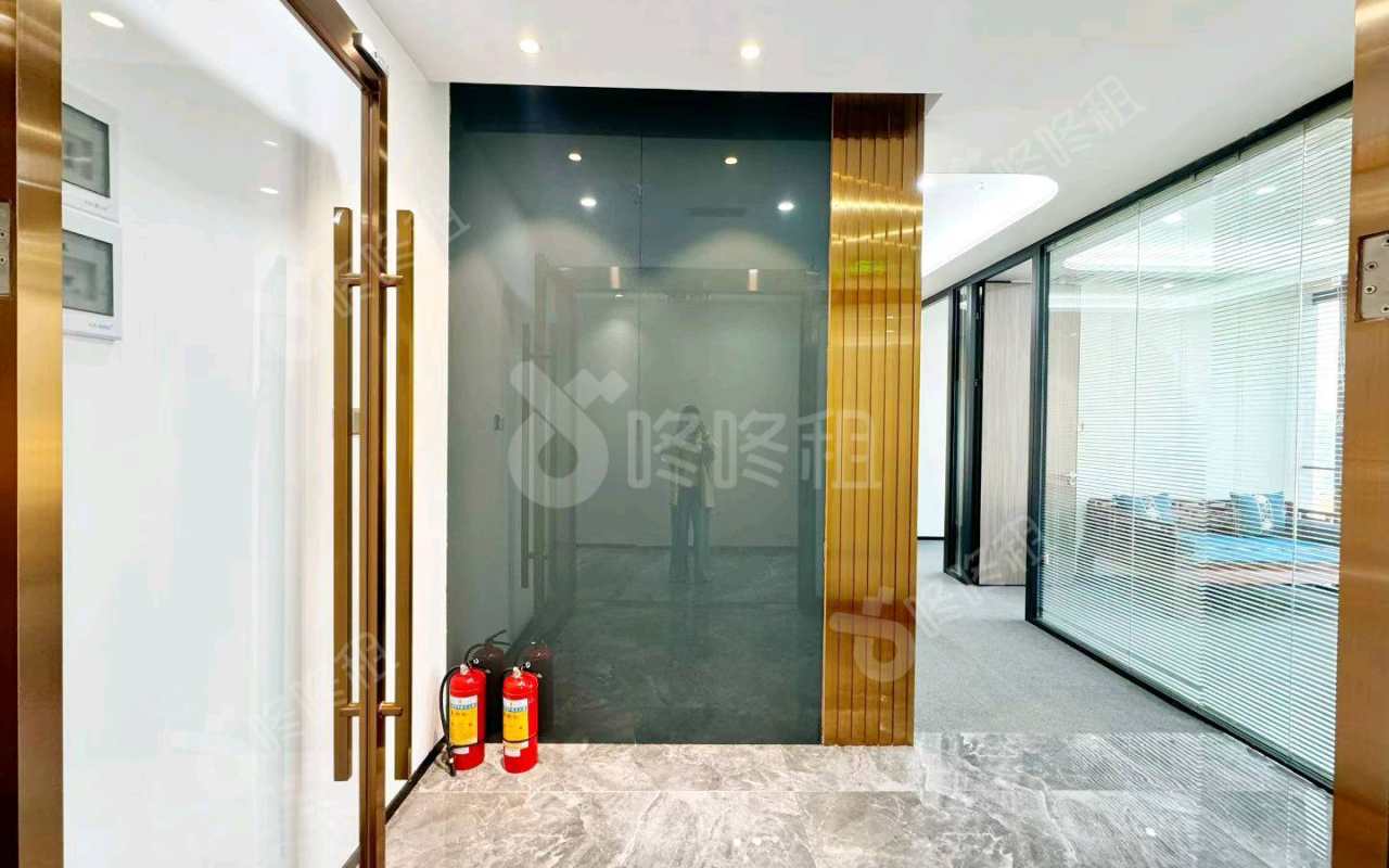 方大城_150平_精装_前台
