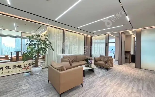 皇庭中心_363平_精装_办公室房源出租