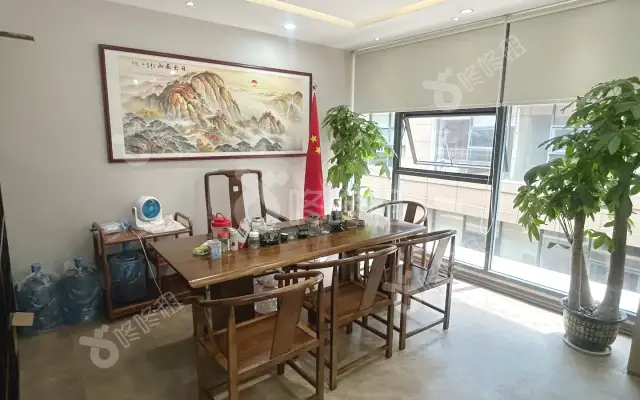 岭南大厦_88平_精装_办公室房源出租