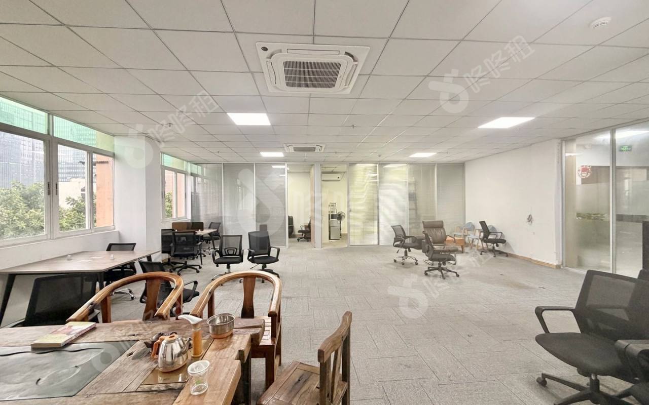 园西工业区_316平_精装_办公室开间