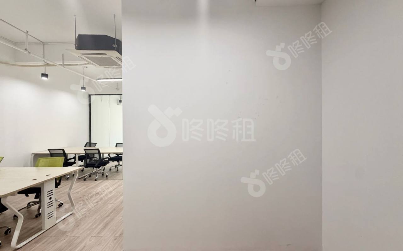 海大创意园_154平_精装_前台