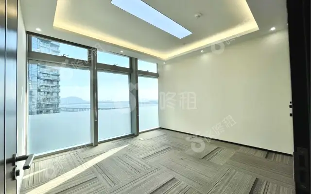 易尚中心_335平_豪装_办公室房源出租