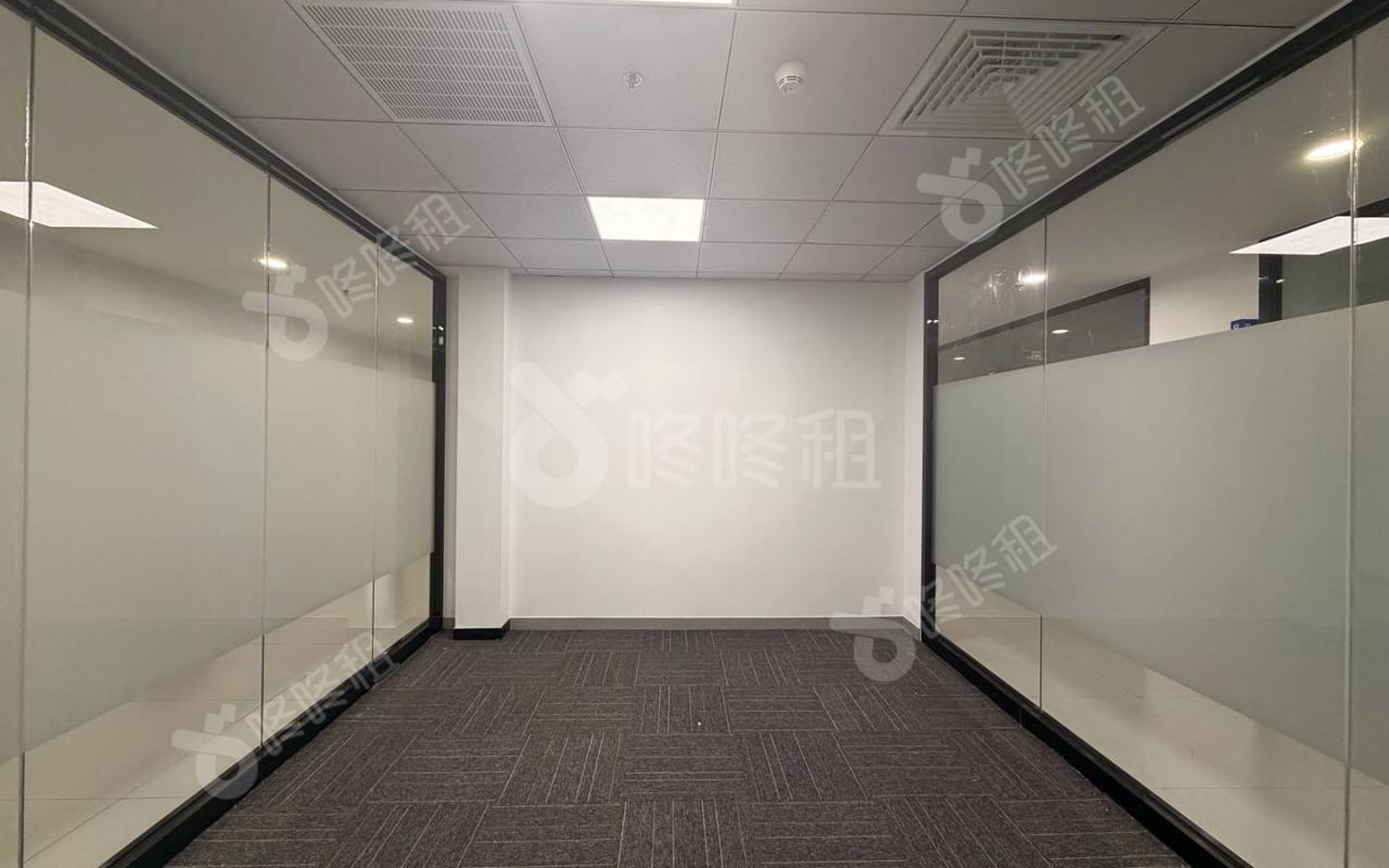 兰光科技大厦_23平_精装_办公室开间