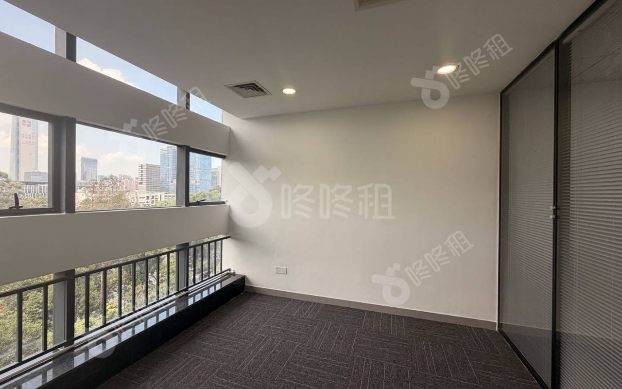 兰光科技大厦_132平_精装_办公室隔间