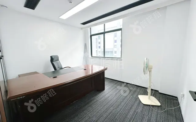 马家龙文化体育中心(马家龙文体中心)_66平_精装_办公室房源出租
