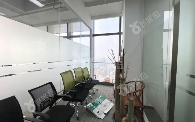 前海人寿金融中心_207平_精装_办公室房源出租