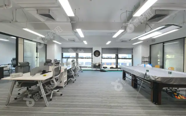 莲花广场_271.9平_精装_办公室房源出租