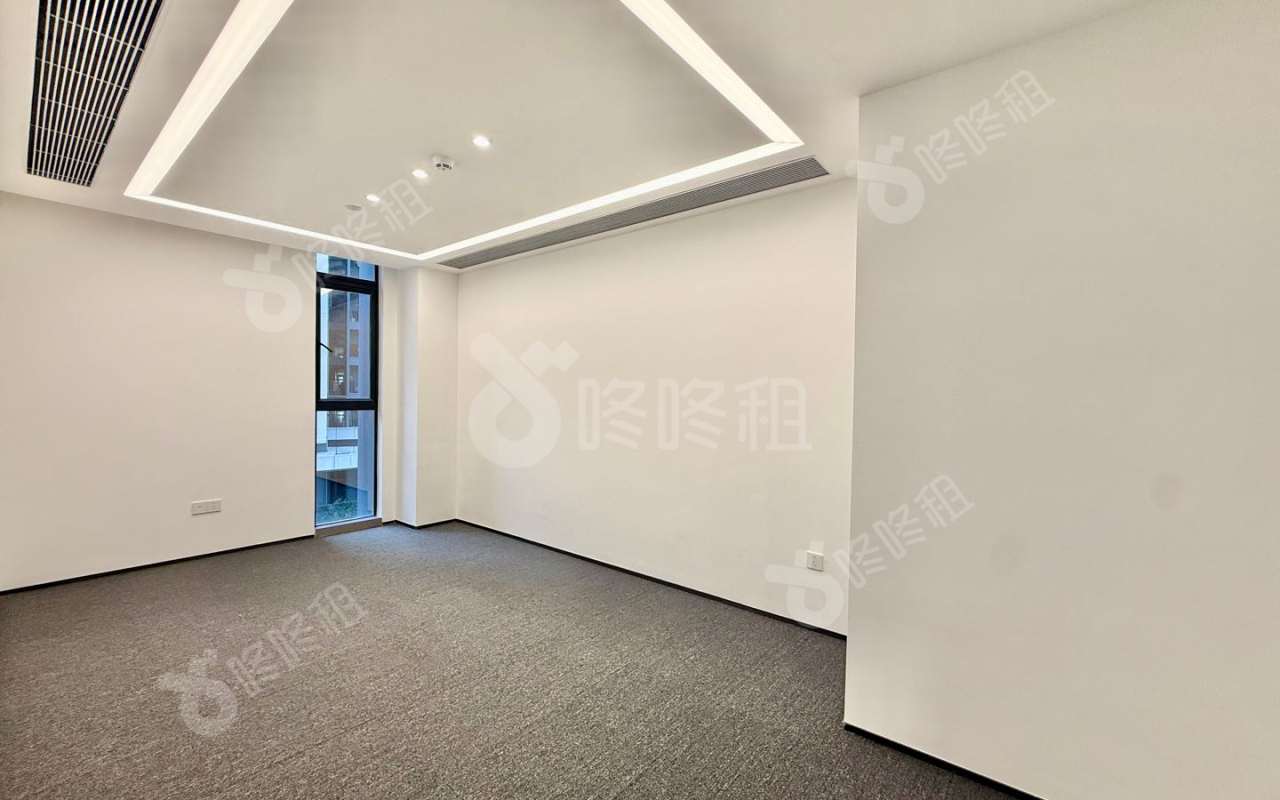 岭南大厦_176平_豪装_办公室隔间