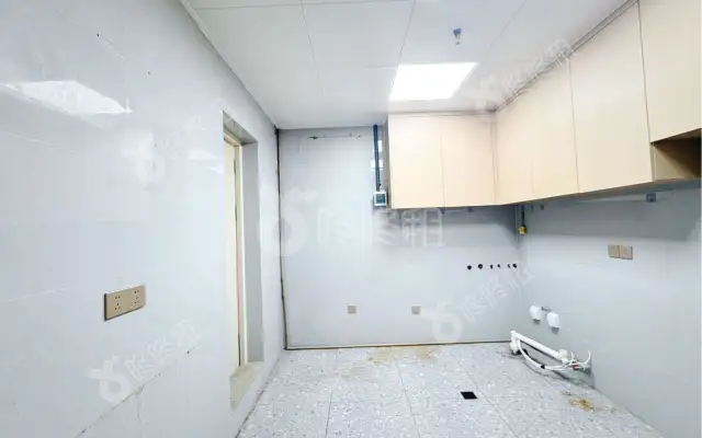 长园新材料港_253平_精装_办公室房源出租